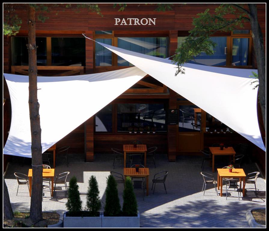 Obiekt Hotelarski Patron Warsaw Ngoại thất bức ảnh